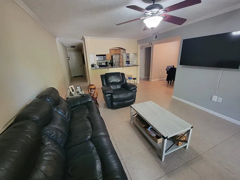 10167 Sailwinds Blvd N — Photo 8
