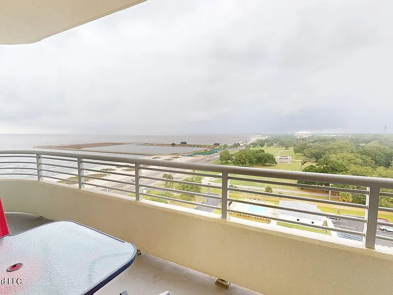 2060 Beach Blvd #901 — Photo 5