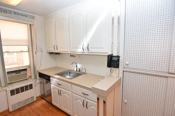 Sold by Madison Estates & Properties | media 16