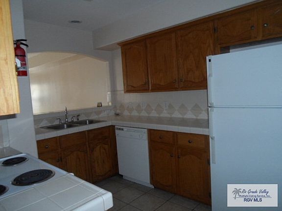 5th image of 2507 Chuparosa Ct APT B