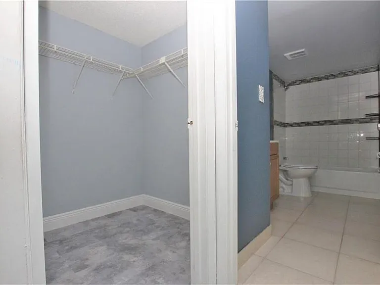 3413 NW 44th St #107 — Photo 17