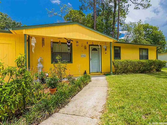 3rd image of 2704 NW 45th Pl