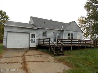 86682 173rd St, Austin, MN 55912
