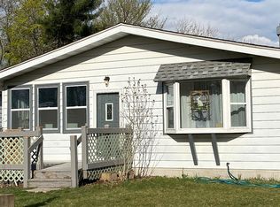 2839 Floyd St, Lake Station, IN 46405
