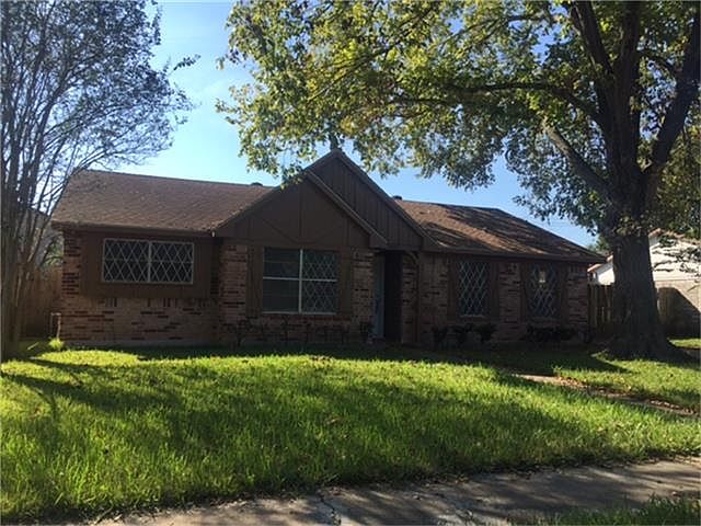 1st image of 12403 Shannon Hills Dr