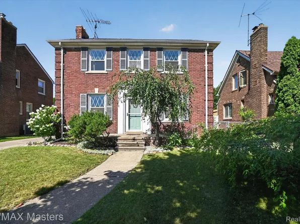 2212 22nd St, Wyandotte, MI 48192