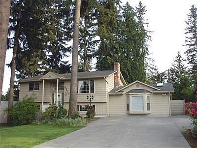 1st image of 4816 122nd Pl NE