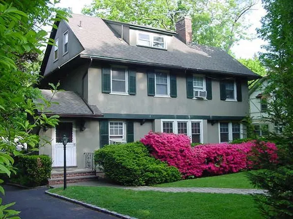 9 Upper Mountain Ave, Montclair, NJ 07042