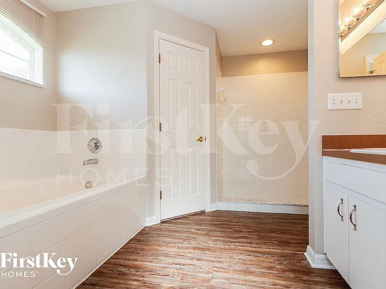 3487 Imperial Manor Way — Photo 10