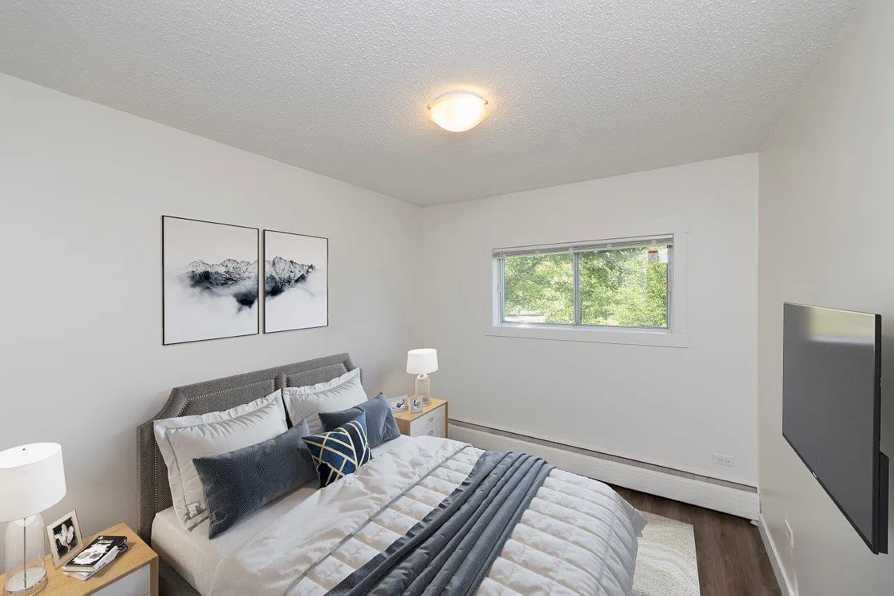 Kensington Apartments — Photo 1