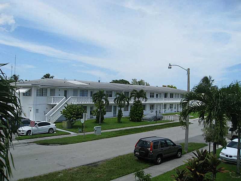 1st image of 55 NW 204th St APT 3