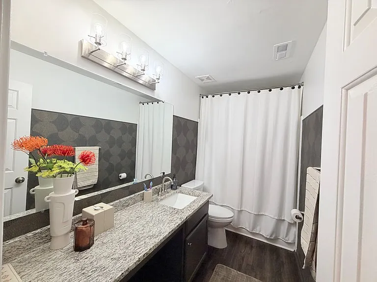 1145 Berkley Dr SE — Photo 29