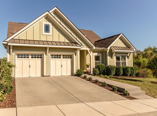 859 Cherry Grove Dr, Hendersonville, TN 37075