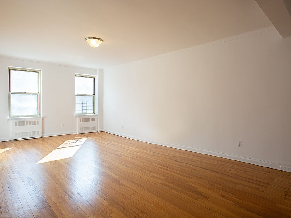 1st image of 100 8th Ave APT 2C