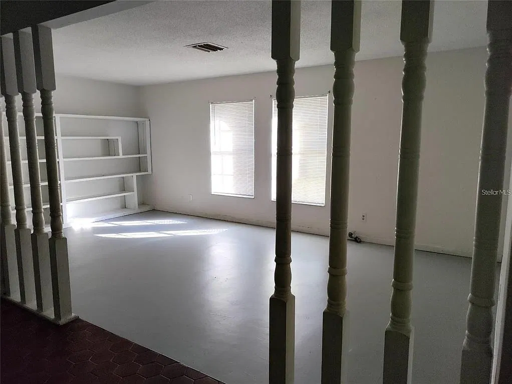 3 bed, 2.0 bath, 1777 sqft, $1,650 — Photo 3
