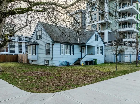 45726 Spadina Ave, Chilliwack, BC V2P 1T7