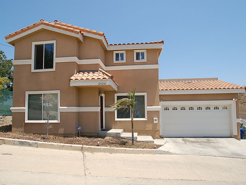 1st image of 2526 Onyx Dr