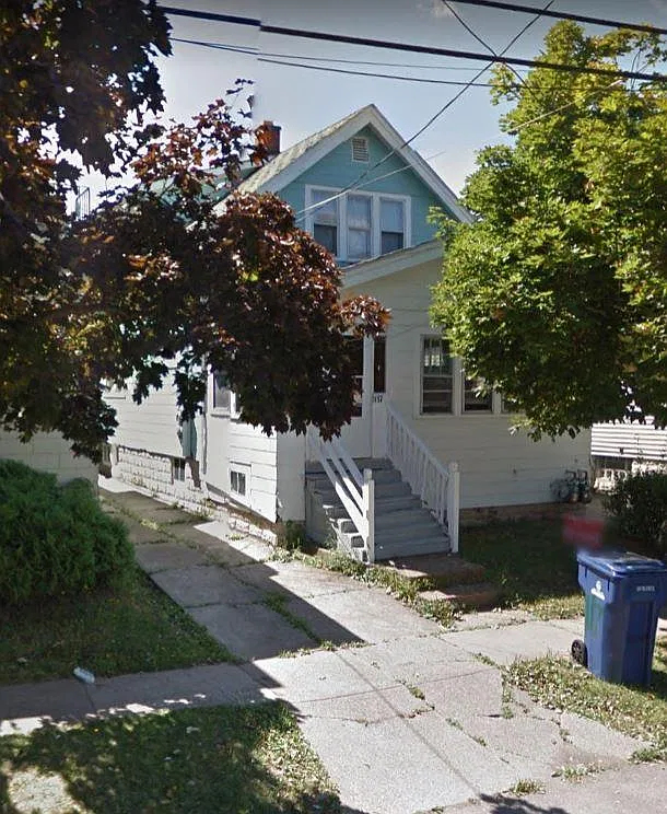 1 bed, $550 — Photo 1