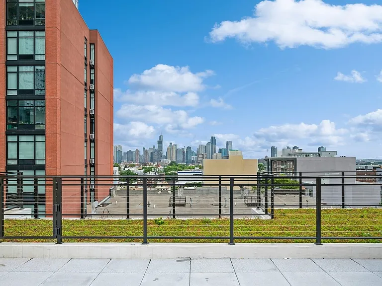 32 Jones St #503 — Photo 38