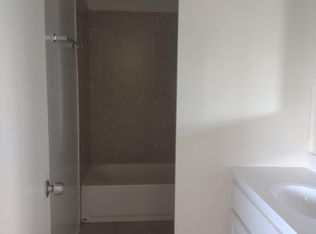 348 E Johnston Ave, Hemet, CA 92543