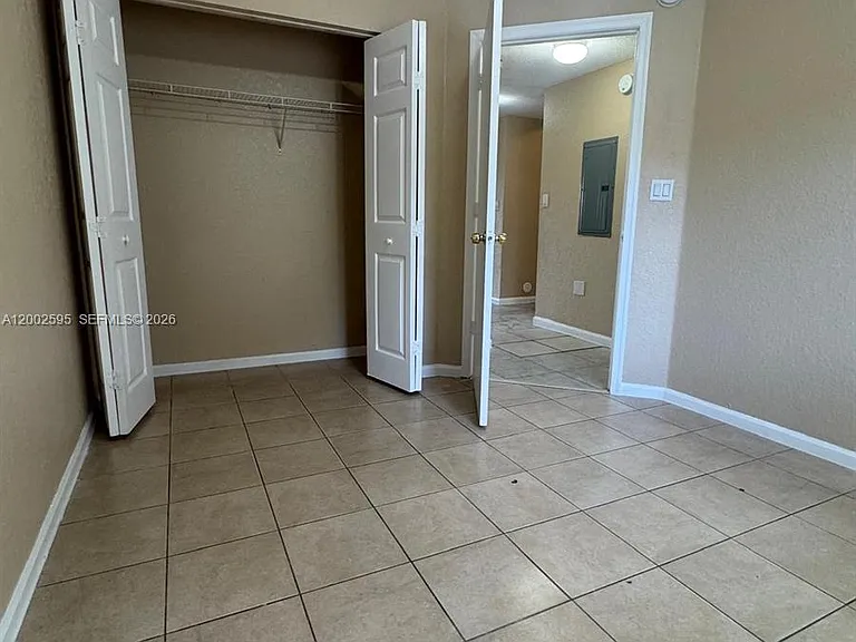 1133 Golden Lakes Blvd #813 — Photo 8