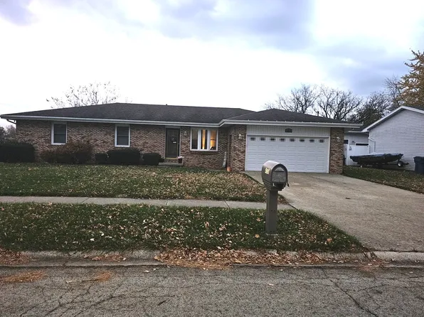 458 Meadows Rd S, Bourbonnais, IL 60914