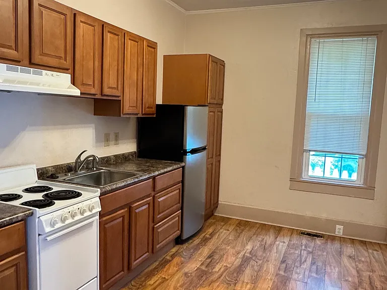 312 Lynn Ave — Photo 15