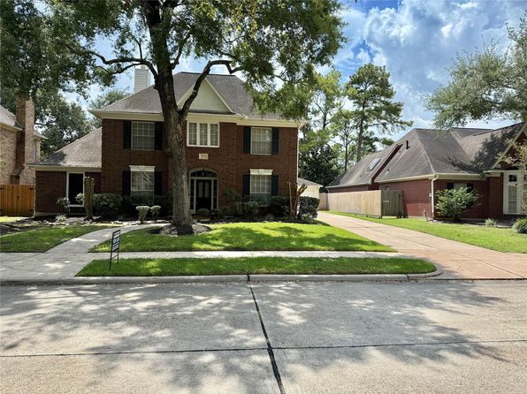 4226 Roaring Rapids Dr