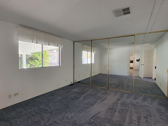 5th image of 51 Haven Dr