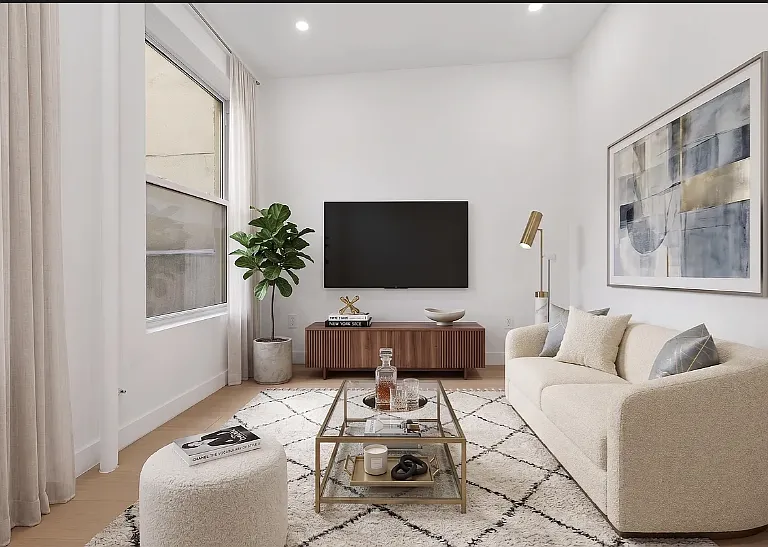 246 E 53rd St #2D — Photo 1