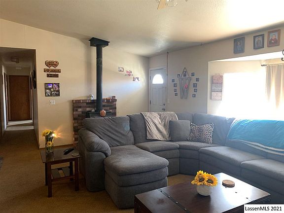 5th image of 640 Cameron Way