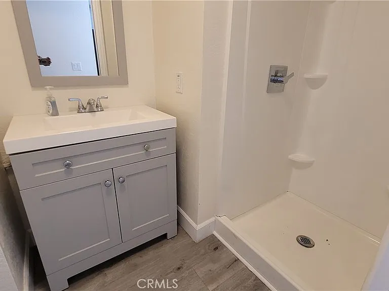 1112 S Cypress Ave #28 — Photo 14
