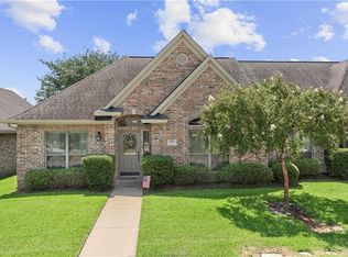 212 Hartford Dr, College Station, TX 77845