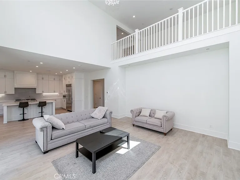133 Hyperion — Photo 20