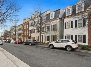 720 Bracey La, Alexandria, VA 22314