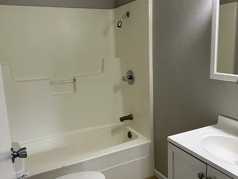252 Highway W Dr #1 — Photo 2