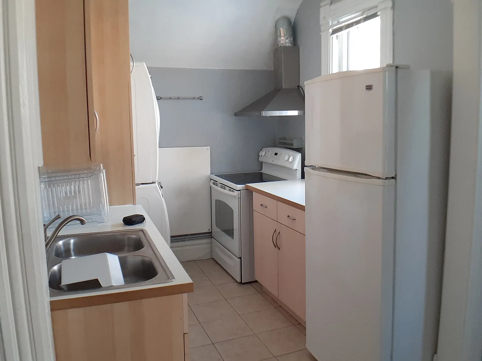 1 bed, 650 sqft, $1,250 — Photo 3