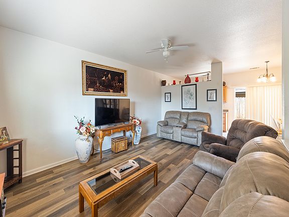 5th image of 4020 Notre Dame Ave