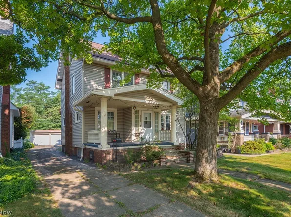 1224 Chase Ave, Lakewood, OH 44107