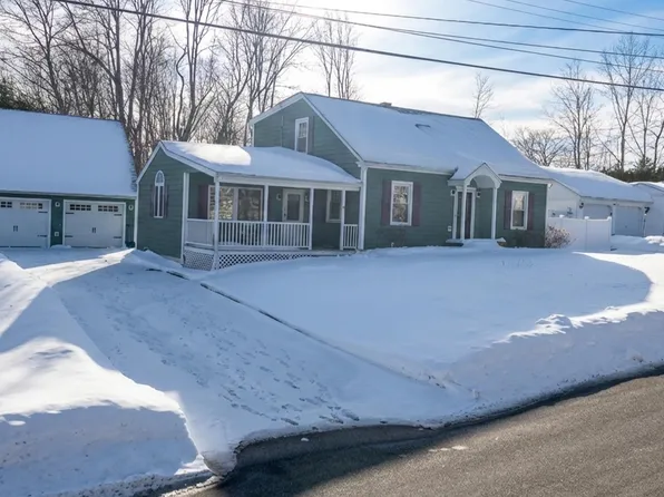 18 Nimitz Street, Lewiston, ME 04240