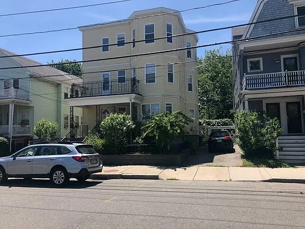2 bed, 1000 sqft, $3,000 — Photo 1