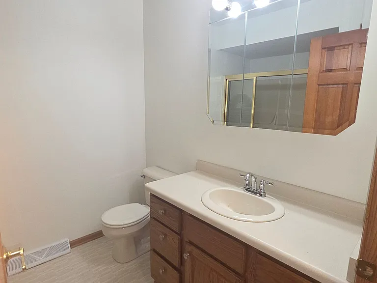 3207 S Ridgecrest Ct — Photo 29