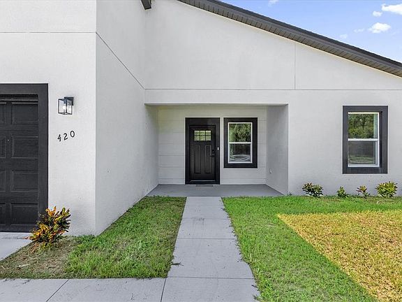 2nd image of 420 Marion Oaks Crse