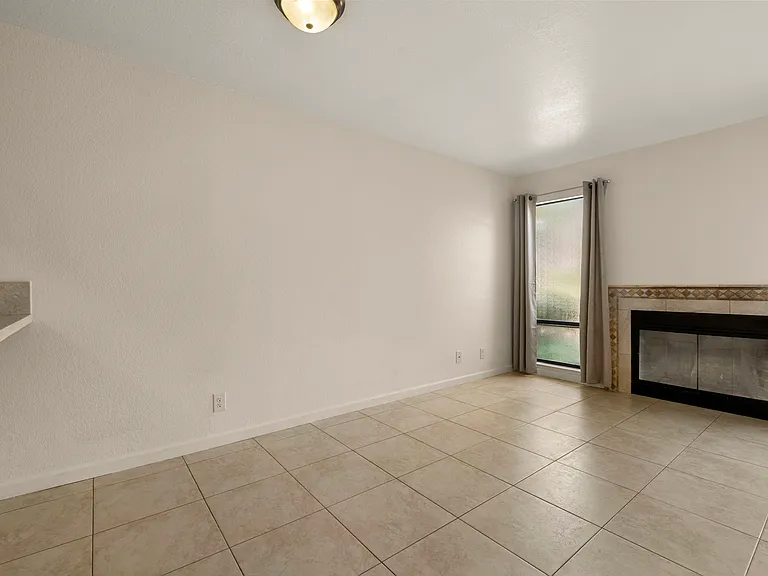 5607 Walnut Ave #9 — Photo 13