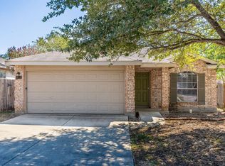 8914 Walnut Spgs, Universal City, TX 78148