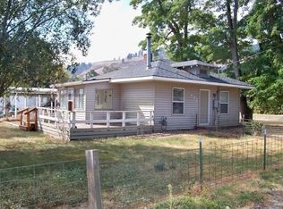 402 Benton Ave, La Grande, OR 97850