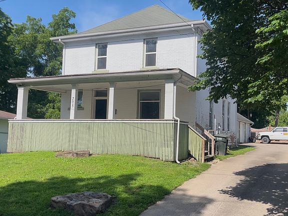 2nd image of 305 Jefferson St