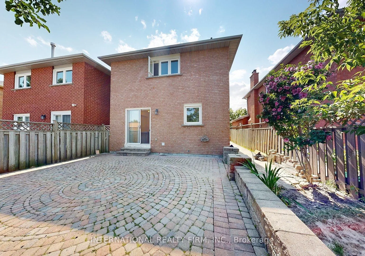 5 bed, $4,100 — Photo 4