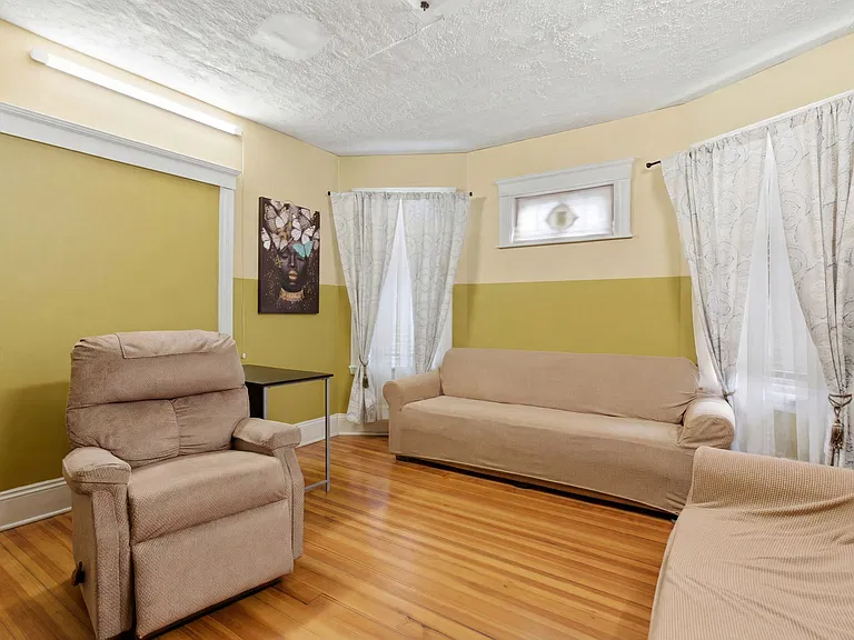 22 Deering Rd #1 — Photo 4