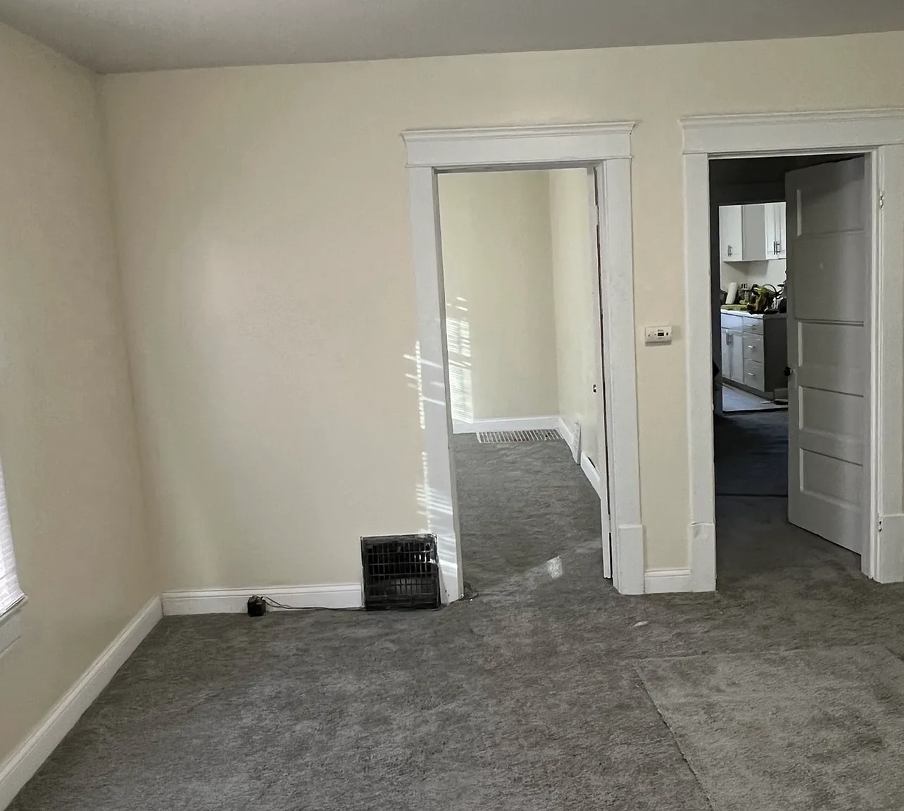 1 bed, 750 sqft, $700 — Photo 2